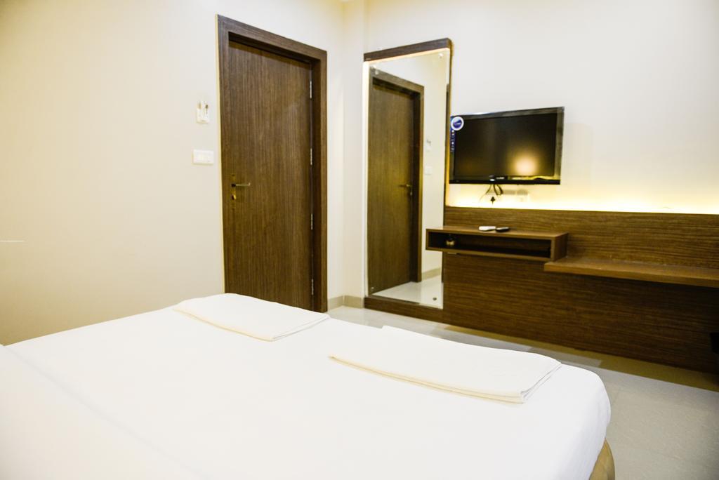 Hotel Campal Панаджи Номер фото